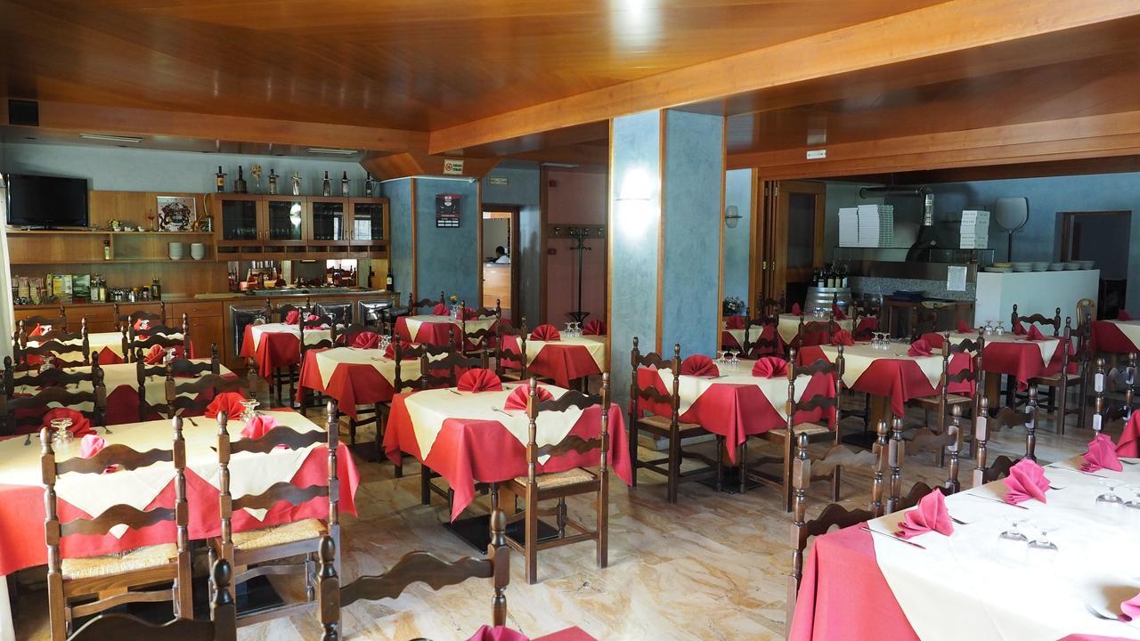Albergo Alla Stazione Roncegno Exterior photo